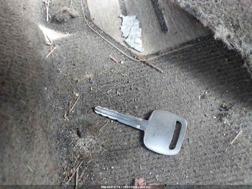 2003 Toyota Echo VIN: JTDAT123330281675 Lot: 43372774