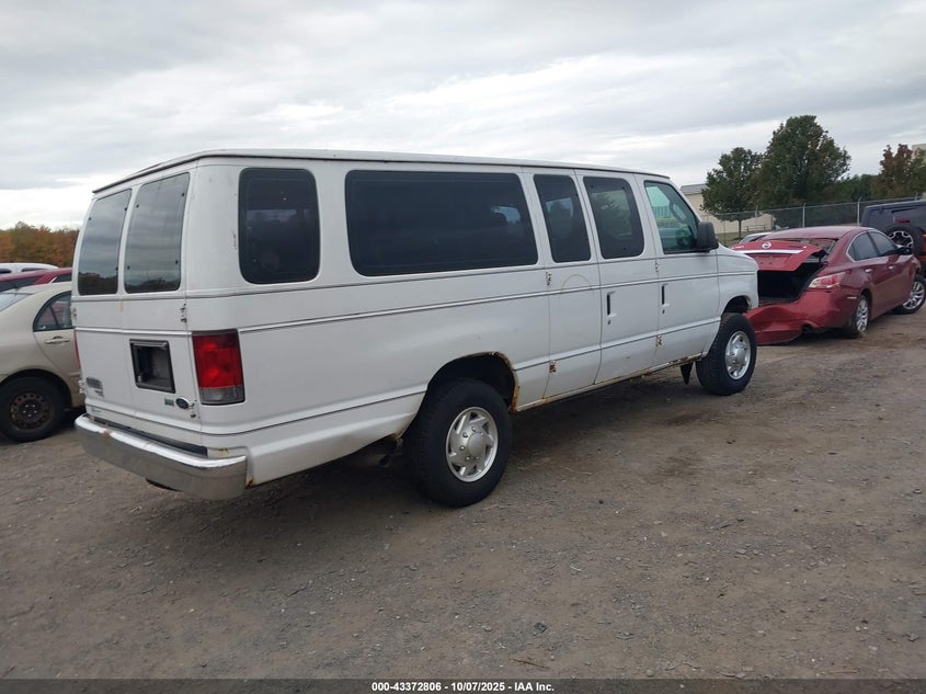 1FBSS3BL5BDA60092 2011 FORD ECONOLINE photo no. 4