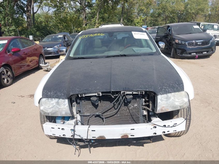 2010 Chrysler 300C VIN: 2C3CA6CT9AH258666 Lot: 43372886