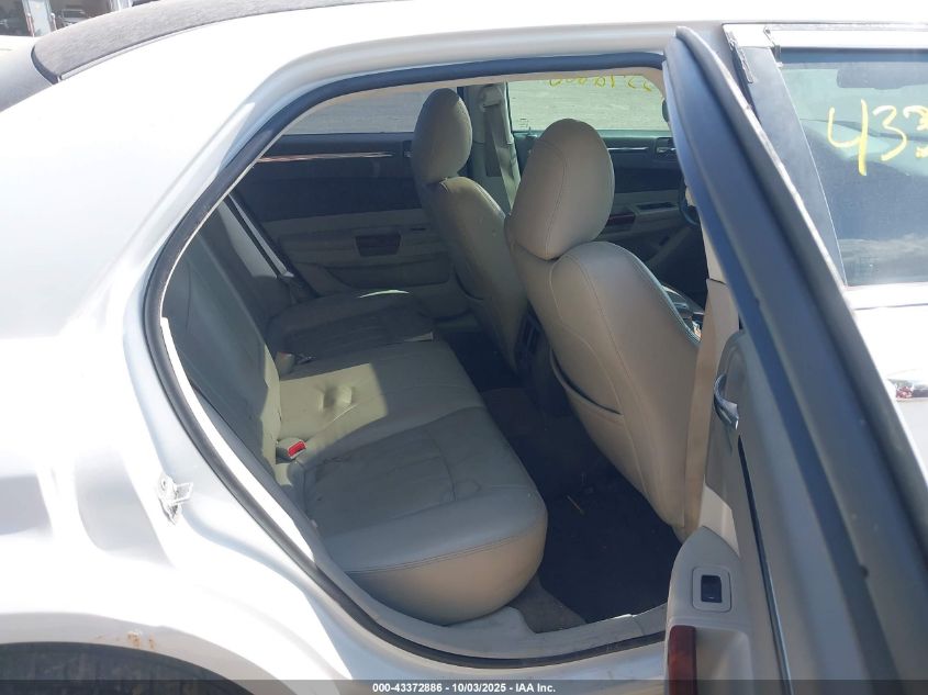 2010 Chrysler 300C VIN: 2C3CA6CT9AH258666 Lot: 43372886