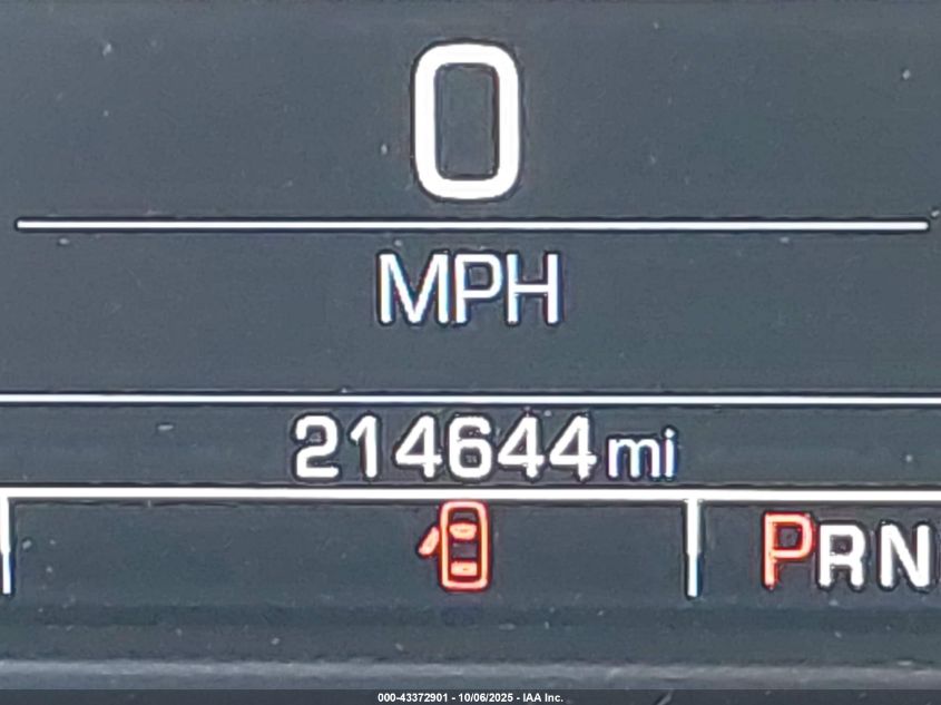 2015 Chevrolet Tahoe Ltz VIN: 1GNSKCKC0FR613985 Lot: 43372901