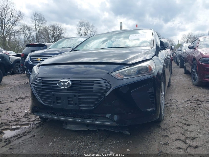 2018 Hyundai Ioniq Hybrid Blue #12