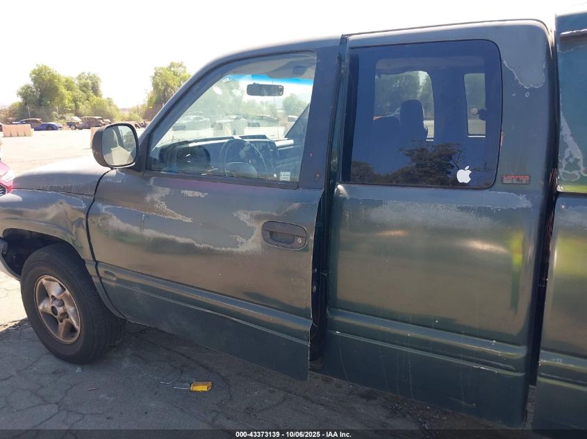 1996 Dodge Ram 1500 VIN: 1B7HC13Z8TJ146669 Lot: 43373139