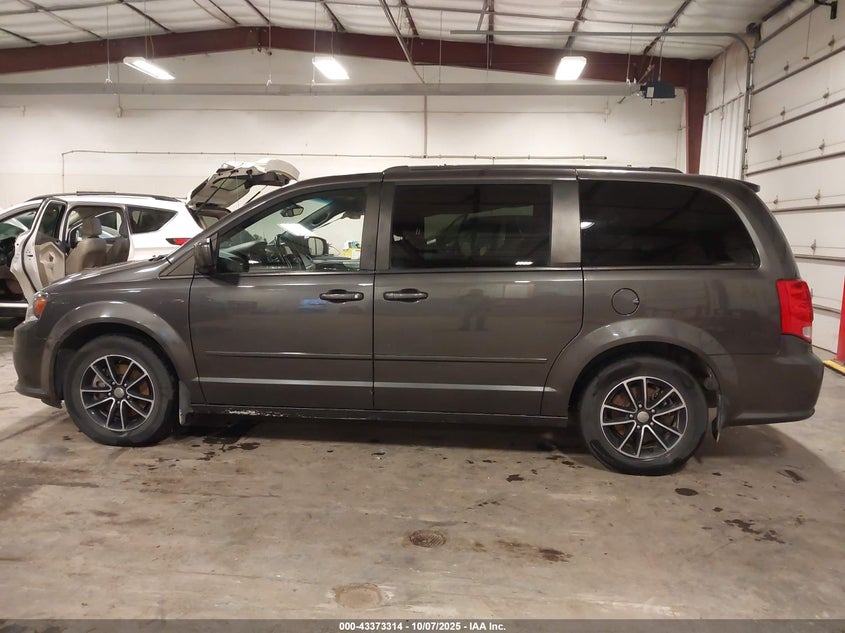 2017 Dodge Grand Caravan Gt VIN: 2C4RDGEG8HR545990 Lot: 43373314