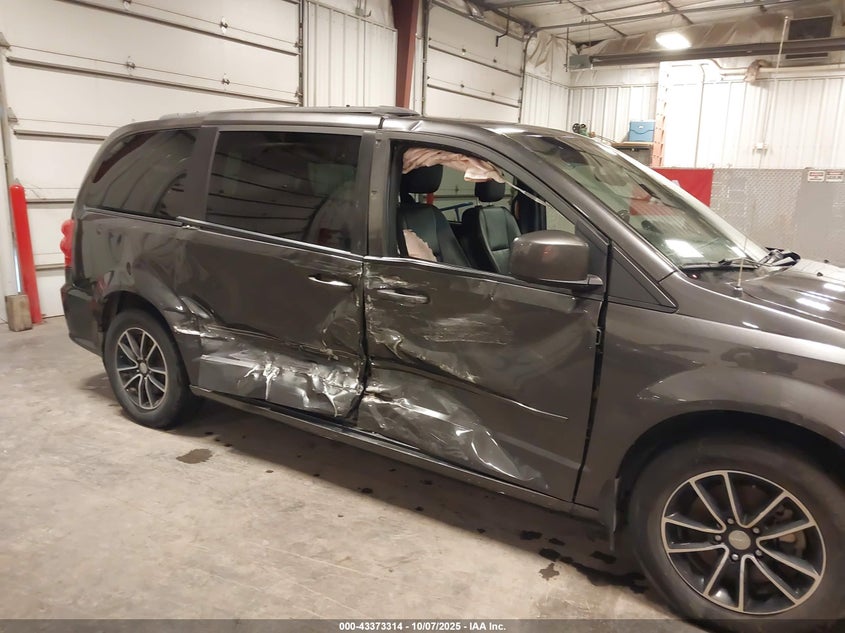 2017 Dodge Grand Caravan Gt VIN: 2C4RDGEG8HR545990 Lot: 43373314