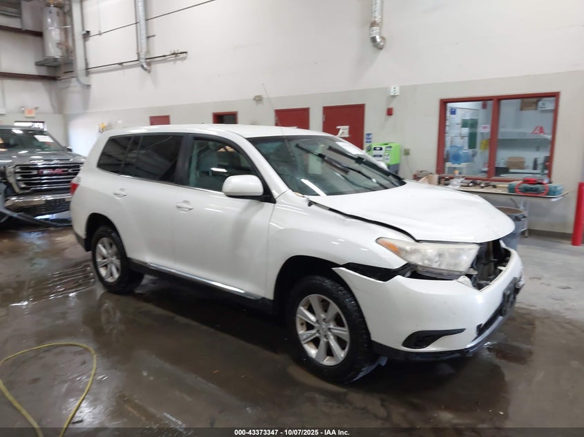 TOYOTA HIGHLANDER BASE V6