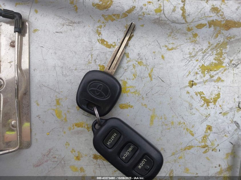 2005 Toyota Matrix VIN: 2T1KR32E75C395624 Lot: 43373460