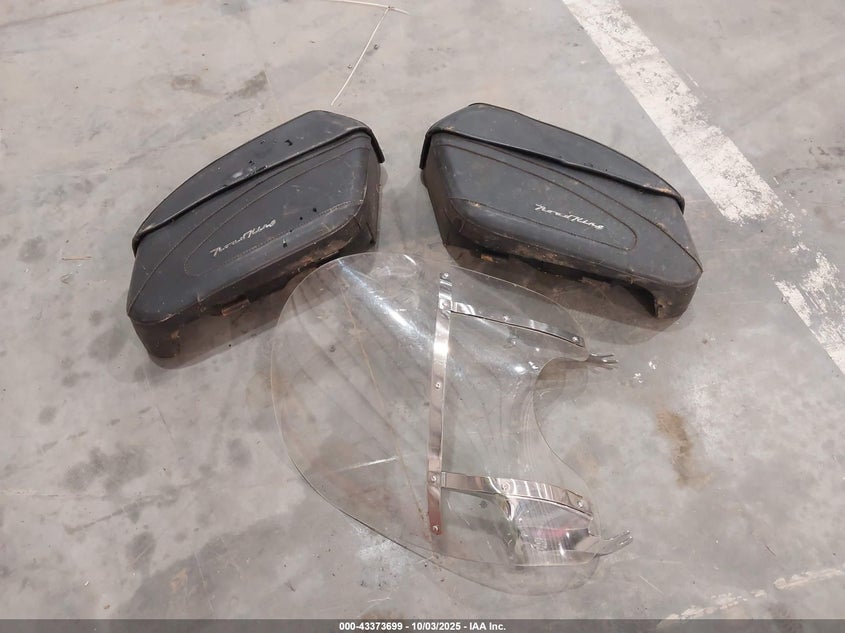 2005 Harley-Davidson Flstci VIN: 1HD1BWB1X5Y033098 Lot: 43373699