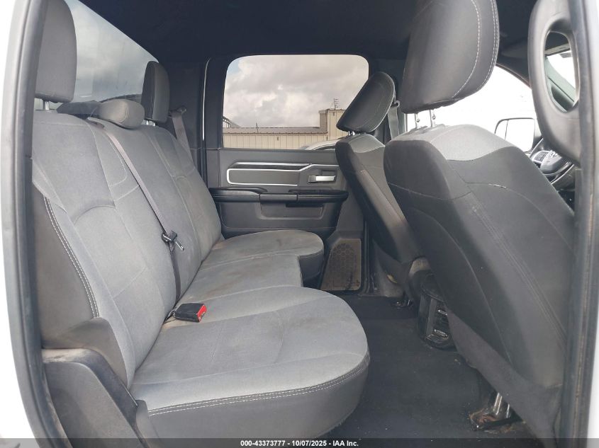 2022 Ram 2500 Big Horn 4X4 8' Box VIN: 3C6UR5JL1NG119909 Lot: 43373777