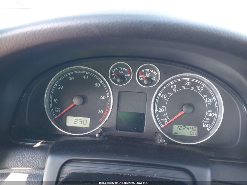 2001 Volkswagen Passat Glx VIN: WVWTH63B11P276847 Lot: 43373792