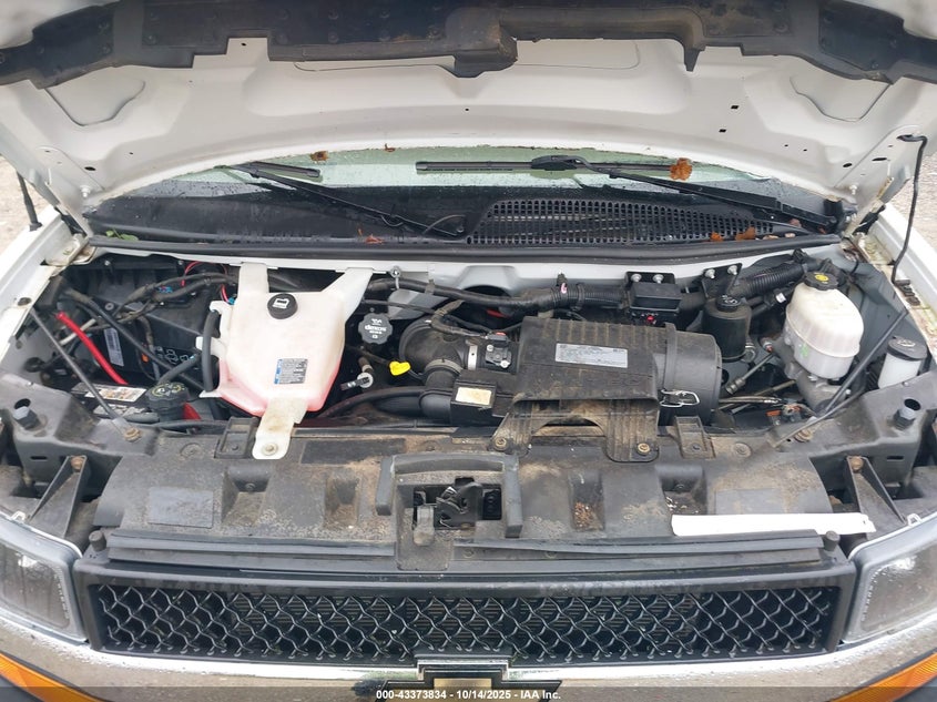 2017 Chevrolet Express Cutaway 4500 Series VIN: 1GB6GUCG6H1132843 Lot: 43373834