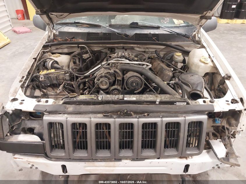 1998 Jeep Grand Cherokee Laredo VIN: 1J4GZ48Y3WC230722 Lot: 43373852