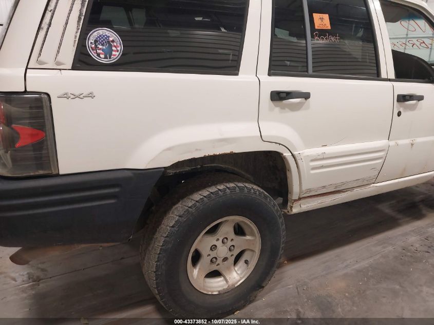 1998 Jeep Grand Cherokee Laredo VIN: 1J4GZ48Y3WC230722 Lot: 43373852