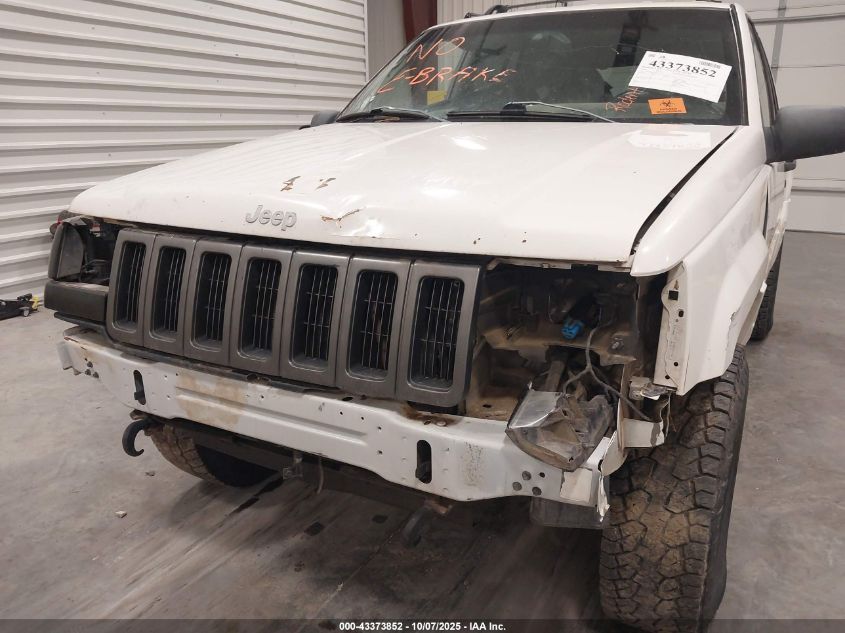 1998 Jeep Grand Cherokee Laredo VIN: 1J4GZ48Y3WC230722 Lot: 43373852