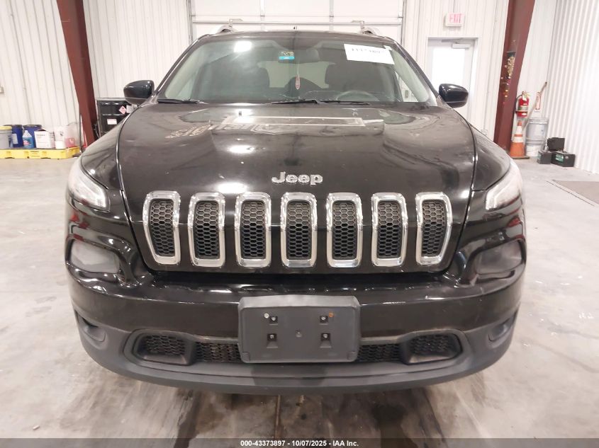 2017 Jeep Cherokee Latitude 4X4 VIN: 1C4PJMCB8HW563869 Lot: 43373897