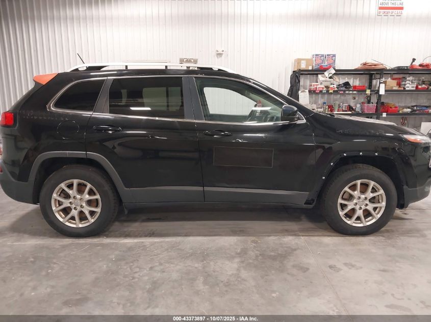 2017 Jeep Cherokee Latitude 4X4 VIN: 1C4PJMCB8HW563869 Lot: 43373897