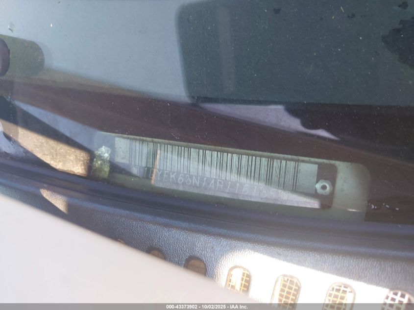 2004 Cadillac Escalade Standard VIN: 1GYEK63N14R116135 Lot: 43373902