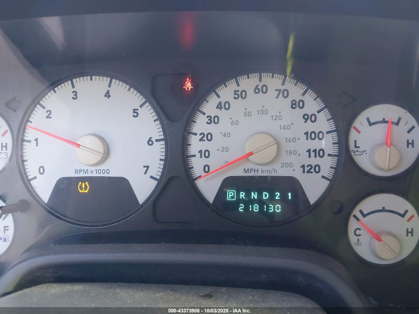 2008 Dodge Ram 1500 St/Sxt VIN: 1D7HA18N58J153815 Lot: 43373906