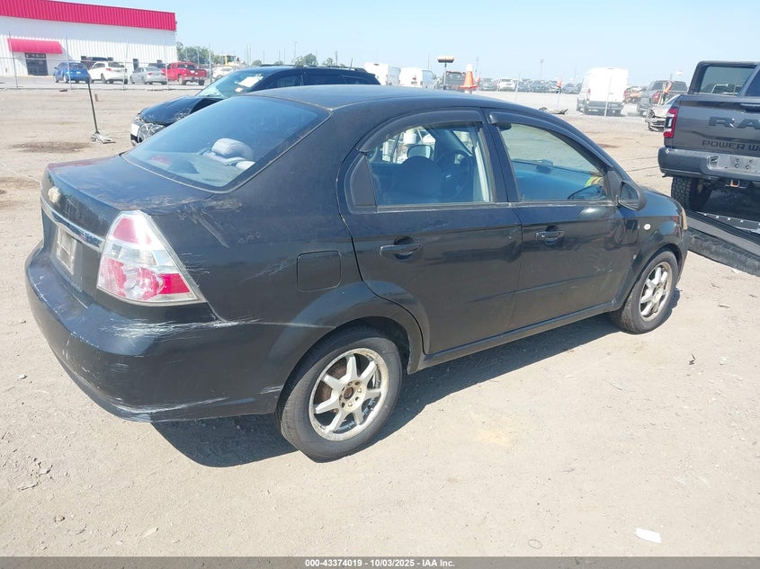 KL1TD56668B214993 2008 CHEVROLET AVEO photo no. 4