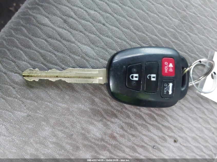 2019 Toyota Corolla Le VIN: 5YFBURHEXKP876469 Lot: 43374029