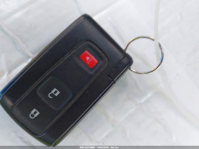 2004 Toyota Prius VIN: JTDKB20U840098945 Lot: 43374069