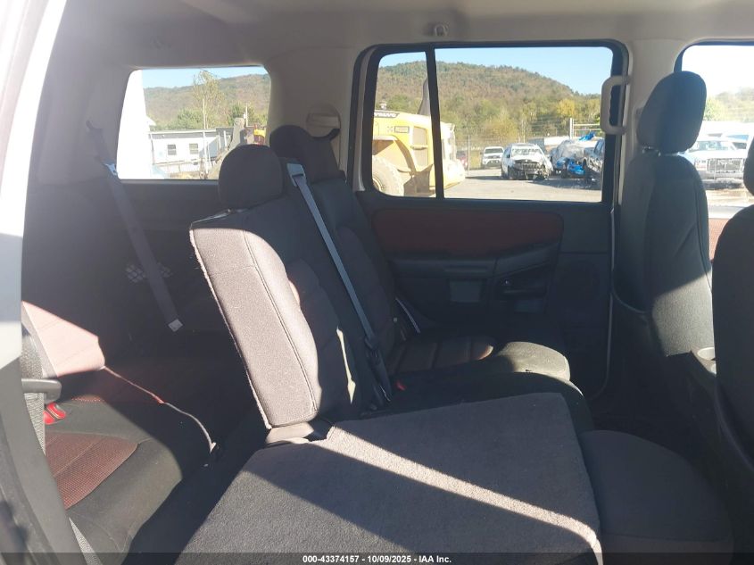 2005 Ford Explorer Xlt/Xlt Sport VIN: 1FMZU73E65UA05582 Lot: 43374157