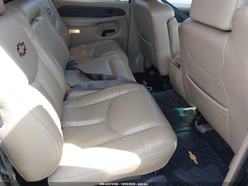 2002 Chevrolet Avalanche 1500 VIN: 3GNEC13T42G197236 Lot: 43374168