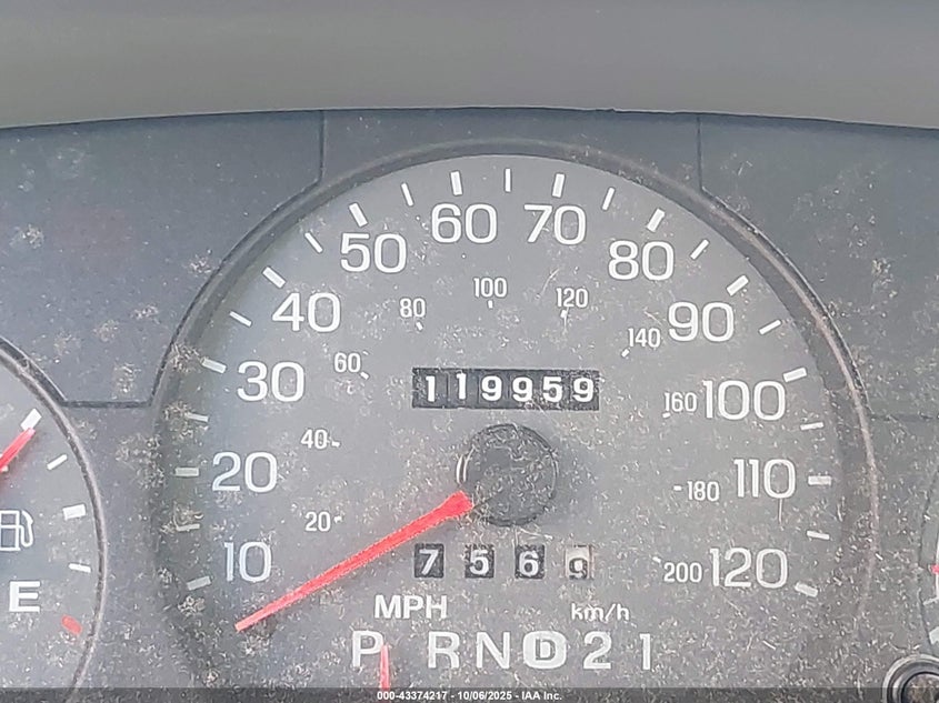 2004 Mercury Grand Marquis Gs VIN: 2MEFM74W94X629056 Lot: 43374217