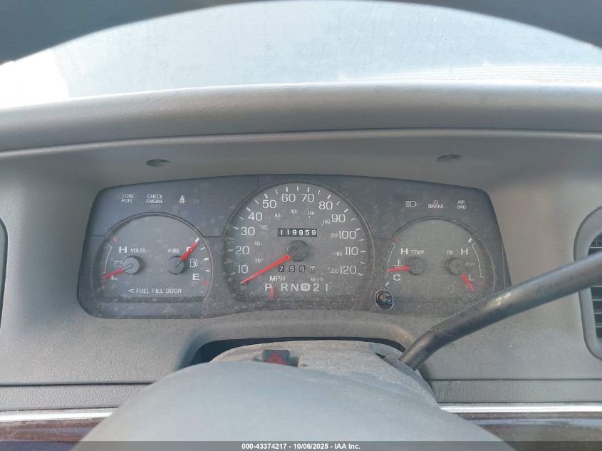 2004 Mercury Grand Marquis Gs VIN: 2MEFM74W94X629056 Lot: 43374217