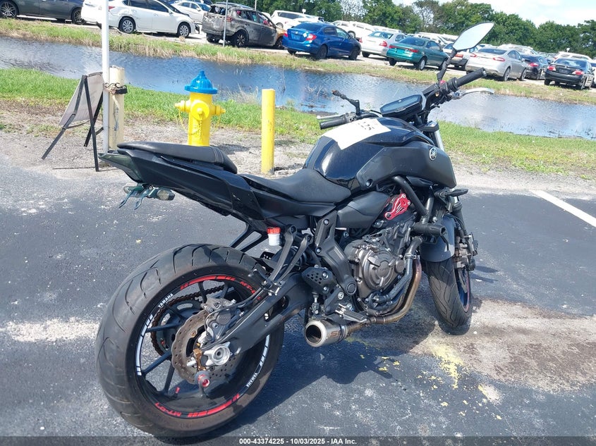 VIN JYARM27E0KA004227 2019 YAMAHA MT07