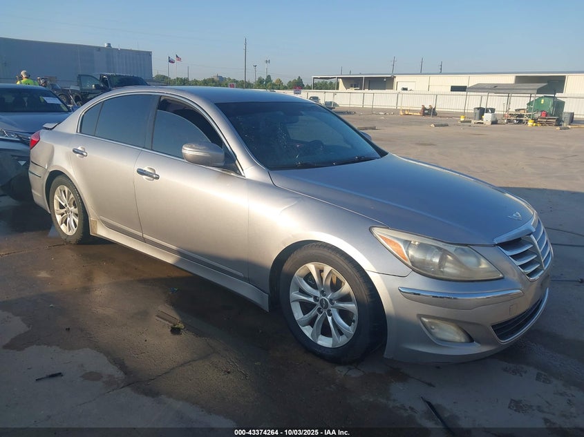 2013 HYUNDAI GENESIS 3.8 - KMHGC4DD4DU209391