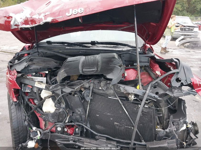 2015 Jeep Grand Cherokee Limited VIN: 1C4RJEBGXFC700692 Lot: 43374269