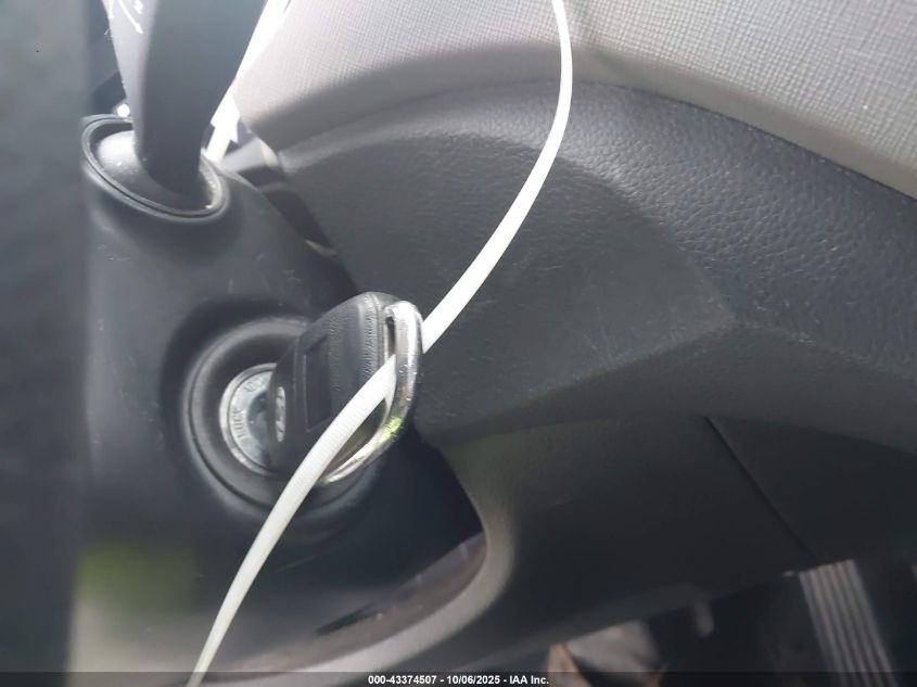 2017 Hyundai Santa Fe Sport 2.4L VIN: 5XYZT3LB4HG414790 Lot: 43374507