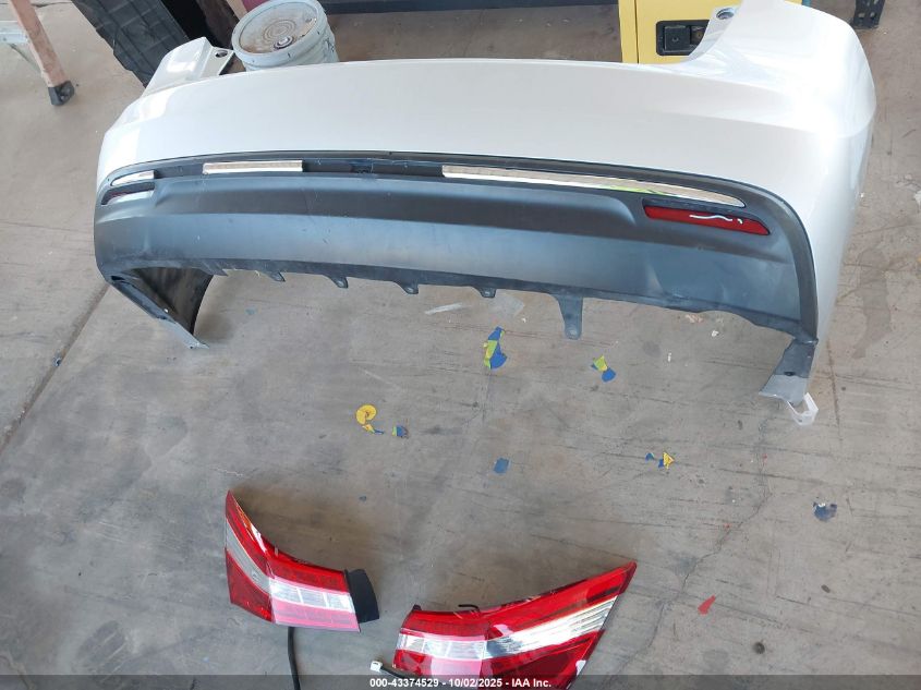 2013 Toyota Avalon Hybrid Xle Touring VIN: 4T1BD1EB0DU007392 Lot: 43374529