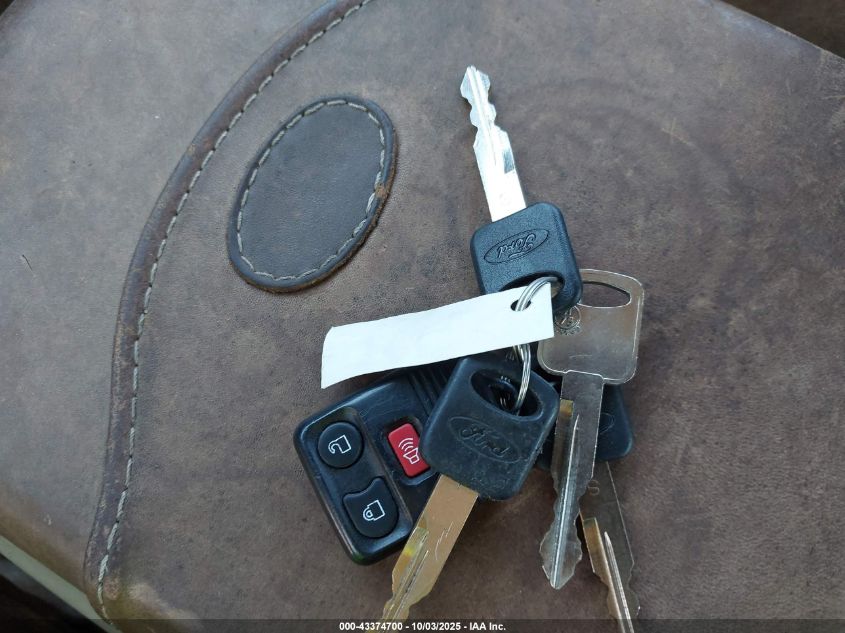 2007 Ford F-350 Lariat/Xl/Xlt VIN: 1FTWW32P17EA55087 Lot: 43374700