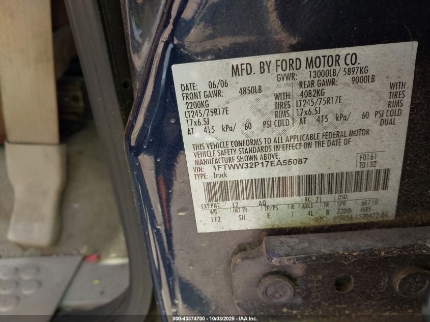 2007 Ford F-350 Lariat/Xl/Xlt VIN: 1FTWW32P17EA55087 Lot: 43374700