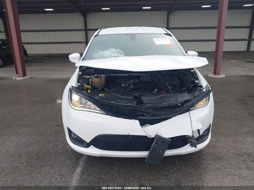 2020 Chrysler Pacifica Touring L VIN: 2C4RC1BG6LR245913 Lot: 43374704