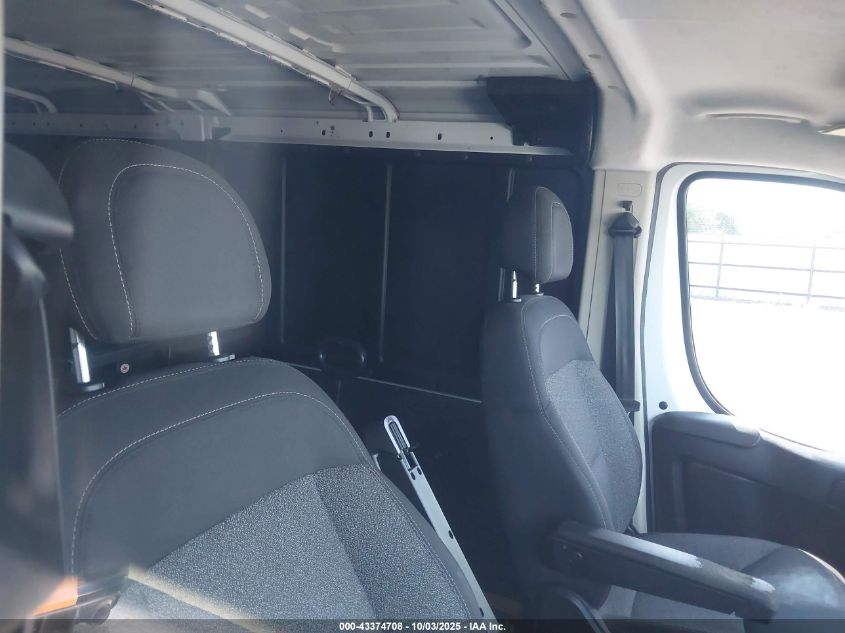 2019 Ram Promaster 1500 Low Roof 136 Wb VIN: 3C6TRVAG7KE559493 Lot: 43374708