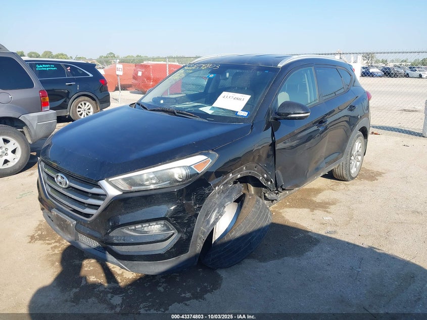 2017 HYUNDAI TUCSON SE PLUS - KM8J33A46HU447768