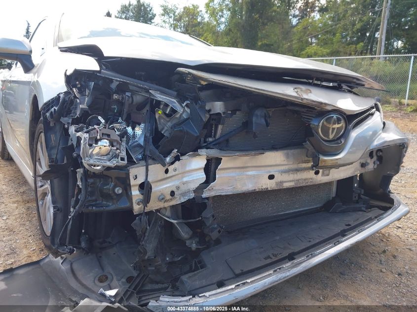 2018 Toyota Camry Le VIN: 4T1B11HK9JU578976 Lot: 43374885