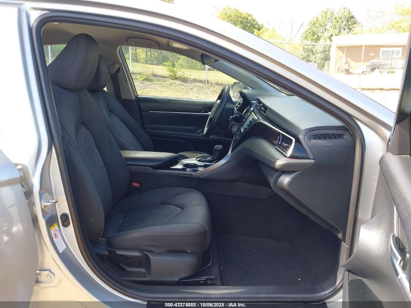 2018 Toyota Camry Le VIN: 4T1B11HK9JU578976 Lot: 43374885