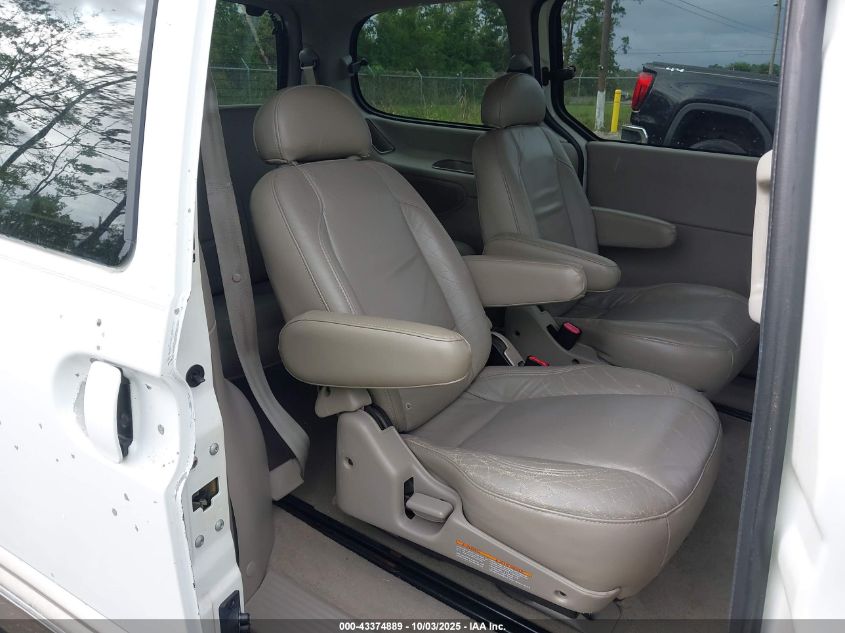 2002 Mercury Villager Estate VIN: 4M2ZV14T12DJ11617 Lot: 43374889