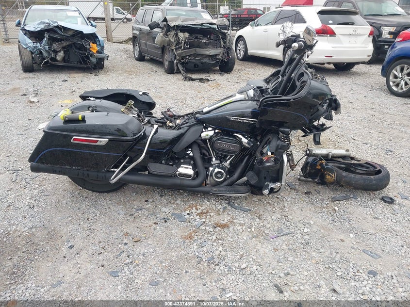 2017 Harley-Davidson Fltru VIN: 1HD1KGD10HB670348 Lot: 43374891