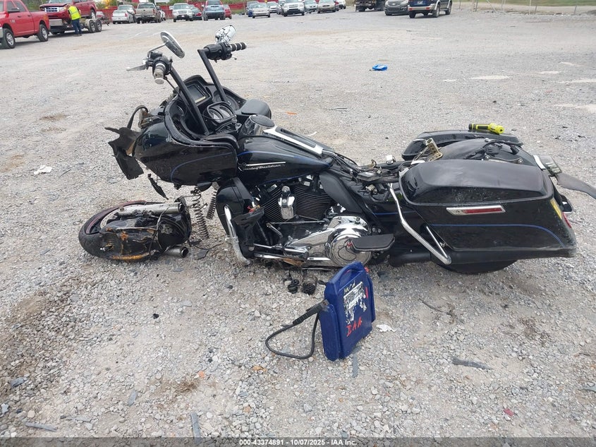 2017 Harley-Davidson Fltru VIN: 1HD1KGD10HB670348 Lot: 43374891