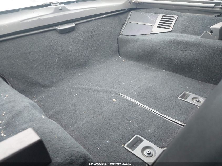 1989 Chevrolet Corvette VIN: 1G1YY2184K5105389 Lot: 43374910