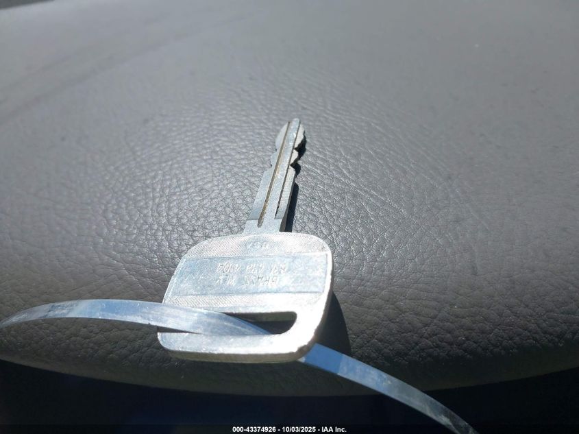 2002 Toyota Camry Le VIN: JTDBE32K220088093 Lot: 43374926