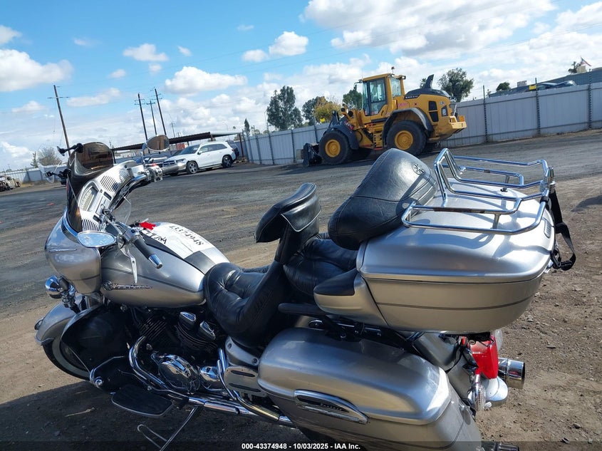 2005 Yamaha Xvz13 Tf VIN: JYAVP04E65A008088 Lot: 43374948