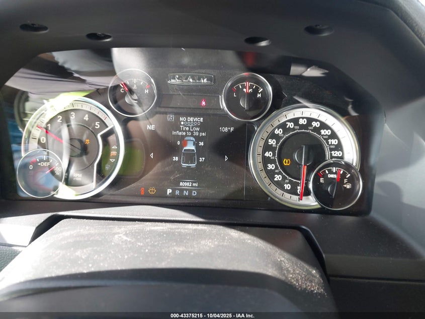 2017 RAM 1500 LARAMIE  4X4 5'7 BOX - 1C6RR7NM4HS875395