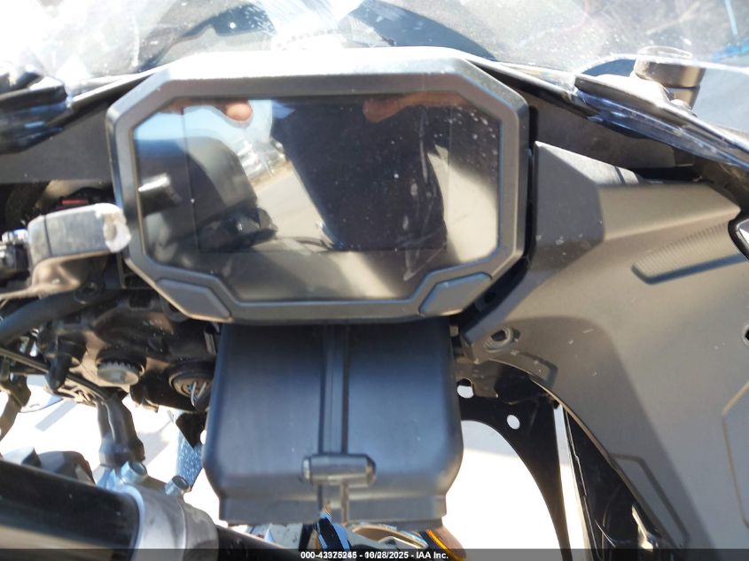 2025 Kawasaki Zx636 K VIN: JKBZXJK11SA009761 Lot: 43375245