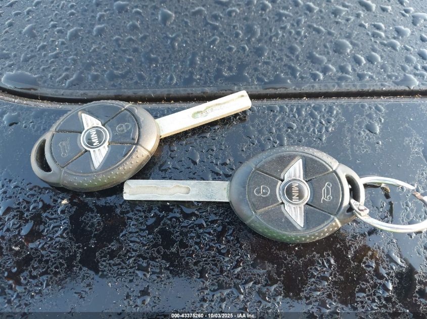 2005 Mini Cooper VIN: WMWRC33515TK60417 Lot: 43375260